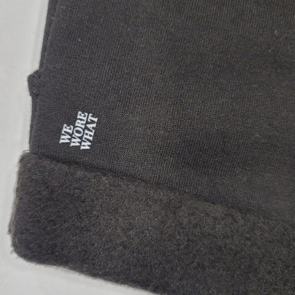 WeWoreWhat Pull On Sweat Shorts - Picture 6 of 8